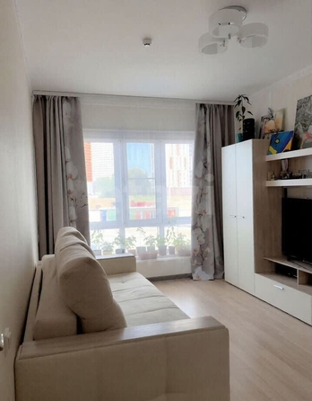 
  Продается 3-комн. квартира 70.9 м², в ЖК Венеция-2, дом 4. Фото 1.