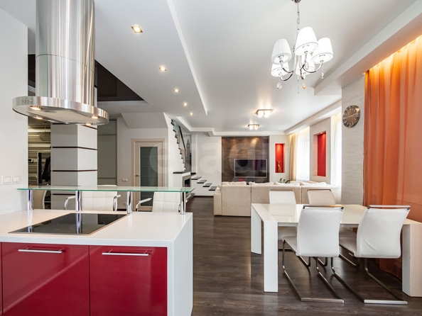 
  Продается 4-комн. квартира 190 м². Фото 2.
