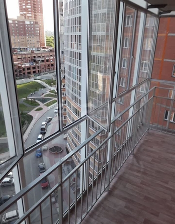
  Продается студия 32 м², в ЖК Радужный каскад, б/с 19. Фото 2.