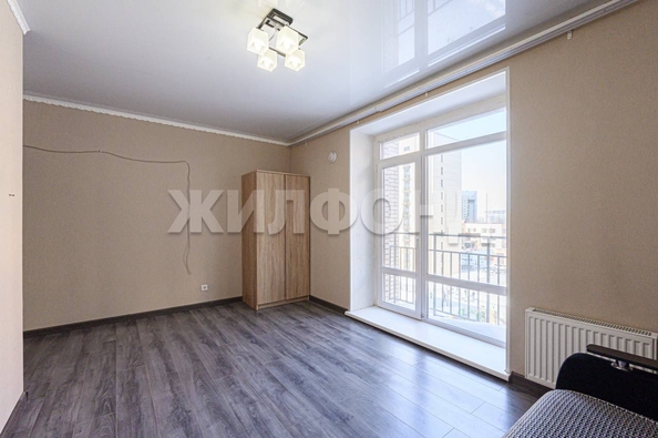 
  Продается 2-комн. квартира 53.7 м², в ЖК Северная корона, 3 очередь, дом 2. Фото 8.