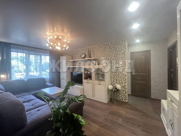 
  Продается 3-комн. квартира 60.6 м². Фото 1.