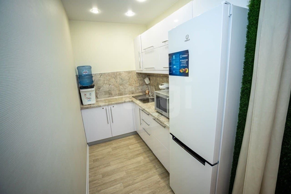 
  Продается универсальное помещение 202 м², в ЖК Радужный каскад, б/с 19. Фото 6.