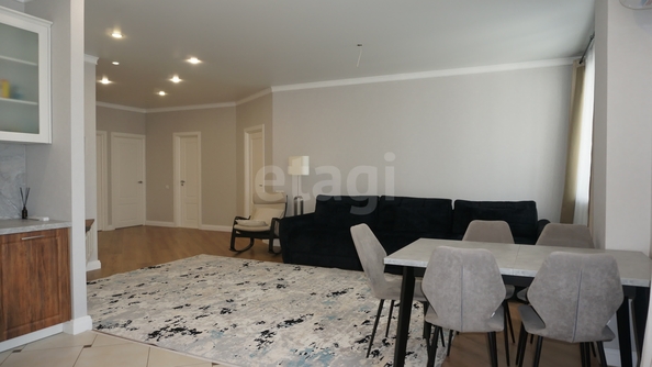 
  Продается 4-комн. квартира 115 м². Фото 3.