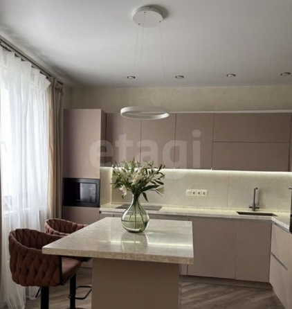 
  Продается 3-комн. квартира 97.6 м². Фото 1.