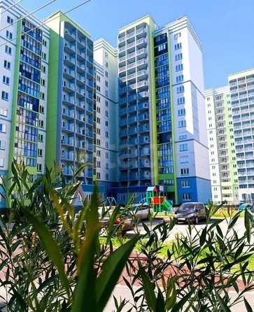 
  Продается 3-комн. квартира 72.5 м², в ЖК Гранатовый, дом 36/1. Фото 1.