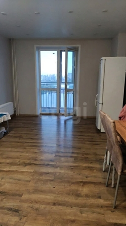 
  Продается 2-комн. квартира 70 м², в ЖК Радужный каскад, б/с 19. Фото 1.