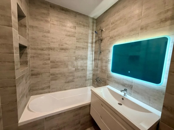 
  Продается 1-комн. квартира 40 м², в ЖК Астон. Геометрия, дом 3. Фото 7.