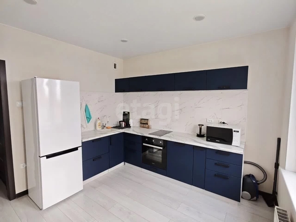 
  Продается 2-комн. квартира 57 м², в ЖК Огни сибири, дом 2. Фото 6.