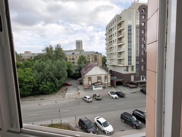 
  Продается 2-комн. квартира 57 м², в ЖК Огни сибири, дом 2. Фото 19.