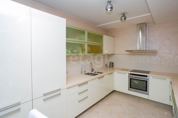 
  Продается 4-комн. квартира 130 м². Фото 8.