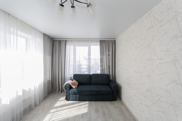 
  Продается 2-комн. квартира 61.5 м², в ЖК Панорама, дом 8. Фото 12.