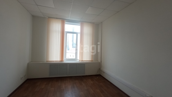 
  Продается офис 694.9 м². Фото 8.