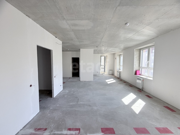 
  Продается студия 58 м², в ЖК Дежнёв, дом 4. Фото 1.