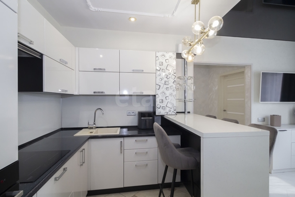 
  Продается 1-комн. квартира 43.8 м², в ЖК Радужный каскад, б/с 19. Фото 11.