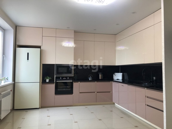
  Продается 3-комн. квартира 98 м². Фото 1.