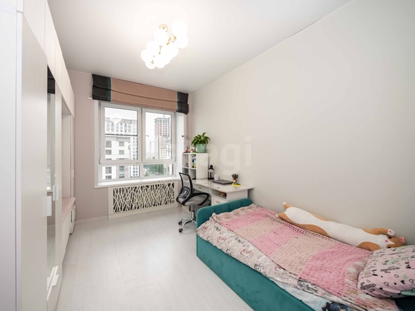 
  Продается 2-комн. квартира 77 м², в ЖК Красный проспект, дом 4. Фото 14.