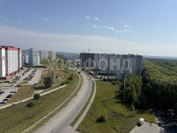
  Продается 3-комн. квартира 70.1 м², в ЖК На Петухова, дом 2. Фото 11.