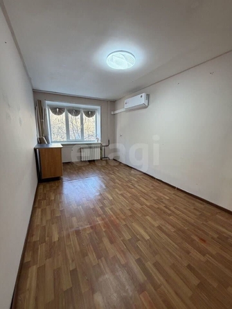 
  Продается 3-комн. квартира 56.3 м². Фото 1.