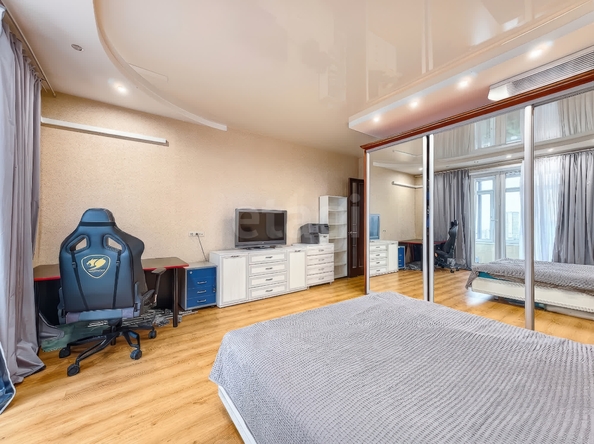 
  Продается 3-комн. квартира 131.8 м². Фото 24.