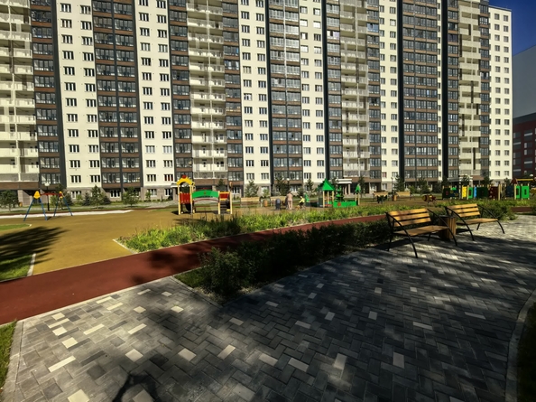
  Продается 2-комн. квартира 43.2 м², в ЖК Радуга Сибири, дом 11. Фото 1.