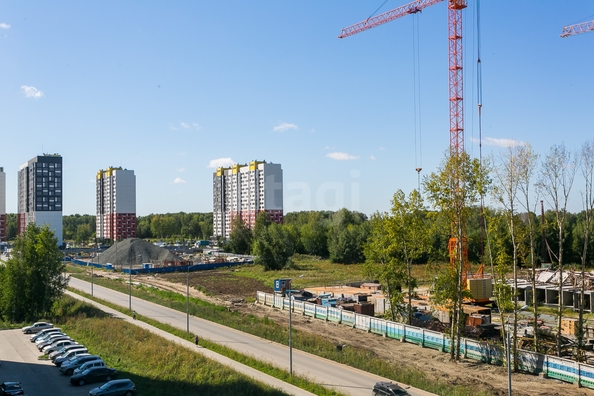 
  Продается 1-комн. квартира 37.7 м², в ЖК Радуга Сибири, дом 9. Фото 10.