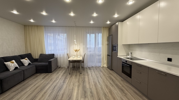 
  Продается 2-комн. квартира 57 м², в ЖК Сосны, б/с 4,3. Фото 1.