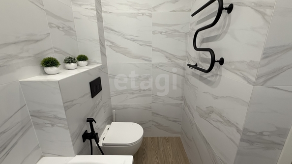 
  Продается 2-комн. квартира 57 м², в ЖК Сосны, б/с 4,3. Фото 23.