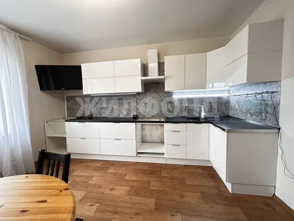 
  Продается 2-комн. квартира 67 м². Фото 1.