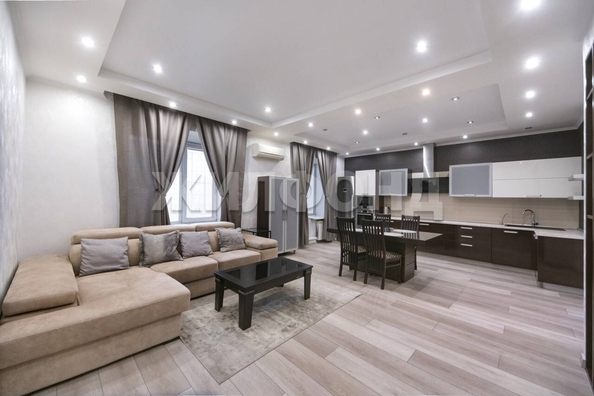 
  Продается 3-комн. квартира 109.8 м². Фото 2.