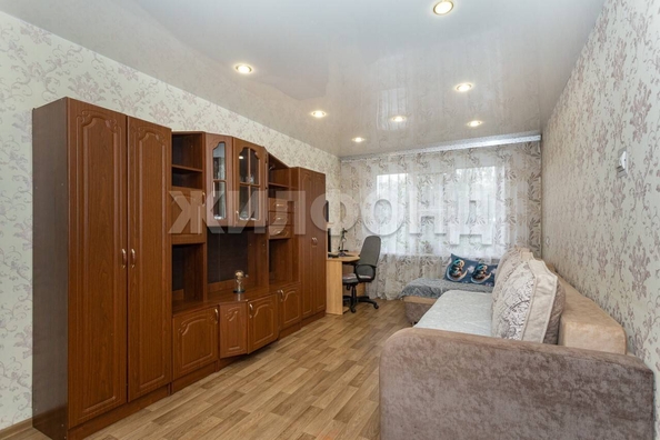 
  Продается 3-комн. квартира 60.5 м². Фото 1.