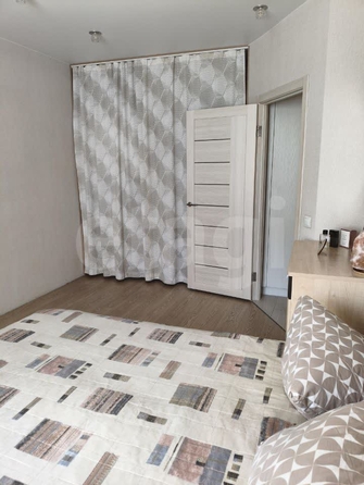 
  Продается 1-комн. квартира 38 м², в ЖК Радужный каскад, б/с 19. Фото 1.