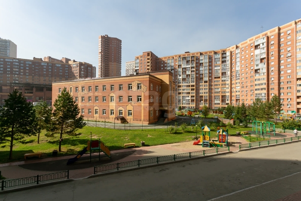 
  Продается 2-комн. квартира 44 м², в ЖК Радужный каскад, б/с 19. Фото 15.