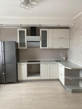 
  Сдам 2-комн. квартиру 42 м². Фото 1.