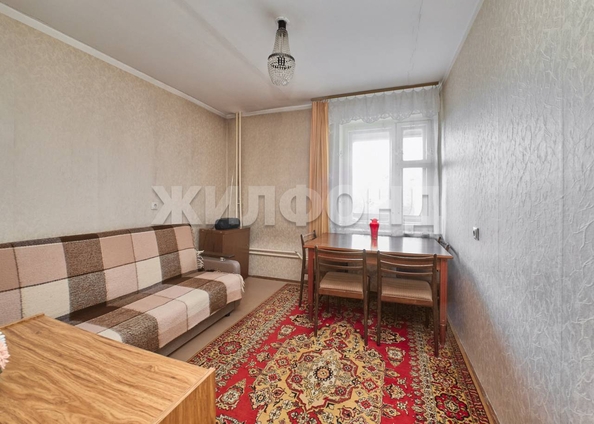 
  Продается 3-комн. квартира 62 м². Фото 1.