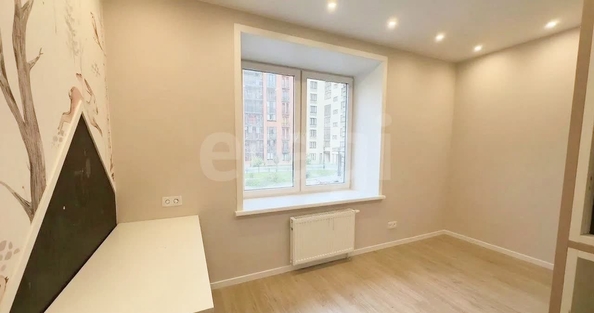 
  Продается 2-комн. квартира 56 м², в ЖК Северная корона, 3 очередь, дом 2. Фото 17.
