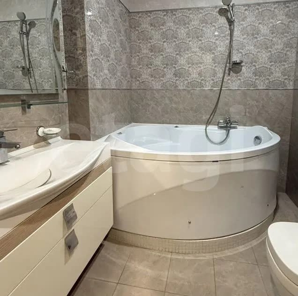 
  Продается 3-комн. квартира 127.2 м². Фото 8.