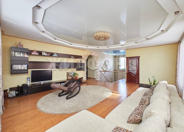 
  Продается дом 290 м². Фото 1.