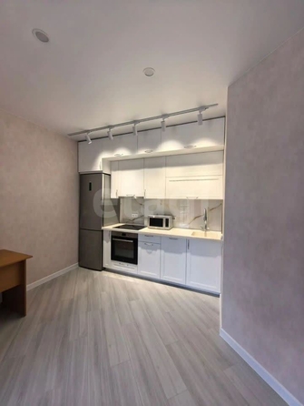 
  Продается 2-комн. квартира 46 м², в ЖК Марсель-2, дом 2 секция 1,2. Фото 2.