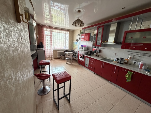 
  Продается 3-комн. квартира 117.8 м². Фото 1.