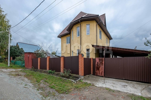 
  Продается дом 200 м². Фото 1.