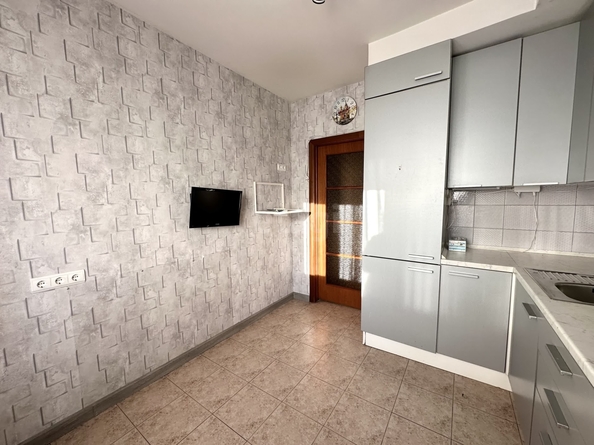 
  Продается 4-комн. квартира 77 м². Фото 11.