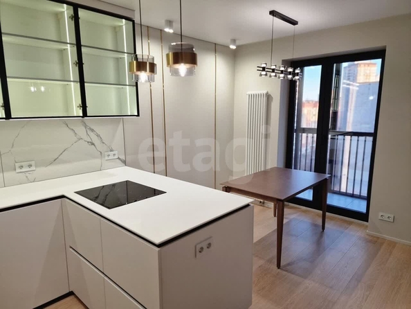 
  Продается 3-комн. квартира 79.6 м². Фото 1.