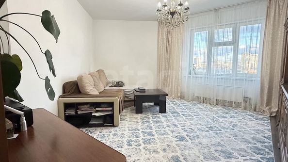
  Продается 2-комн. квартира 77.5 м². Фото 1.
