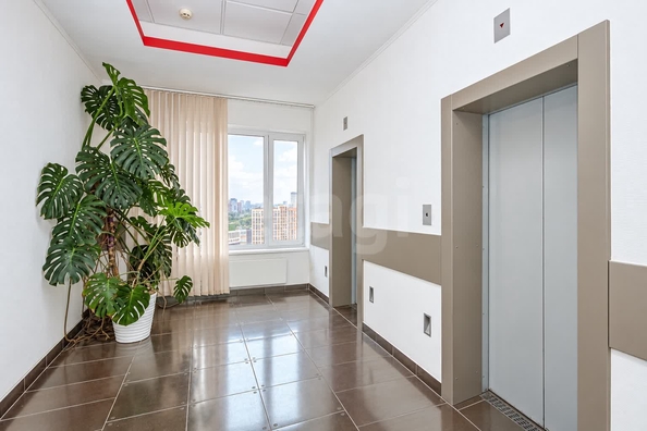 
  Продается универсальное помещение 450.9 м². Фото 19.