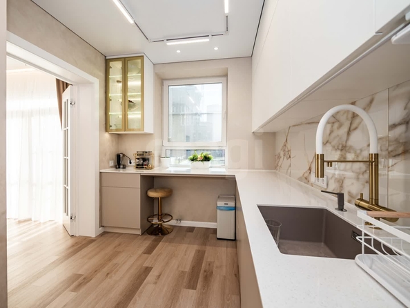 
  Продается 4-комн. квартира 108 м², в ЖК Расцветай на Красном, дом 11. Фото 14.