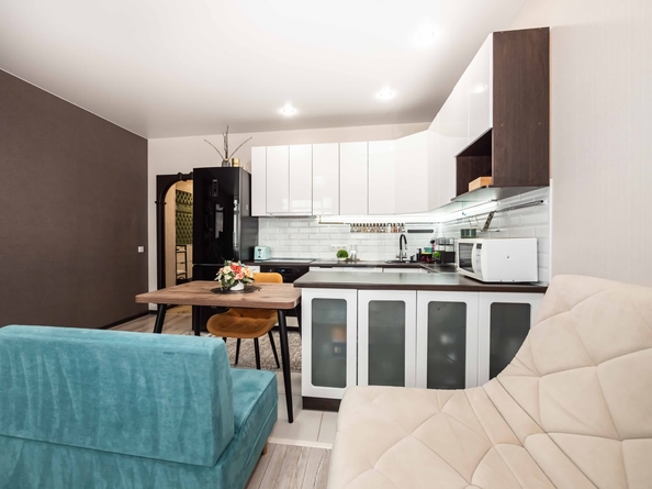 
  Продается 2-комн. квартира 60.9 м². Фото 4.