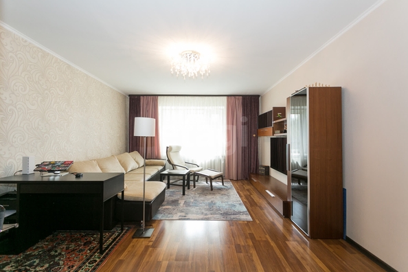 
  Продается 3-комн. квартира 90.9 м². Фото 2.