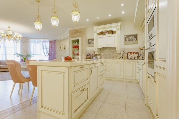 
  Продается 4-комн. квартира 175.3 м². Фото 12.