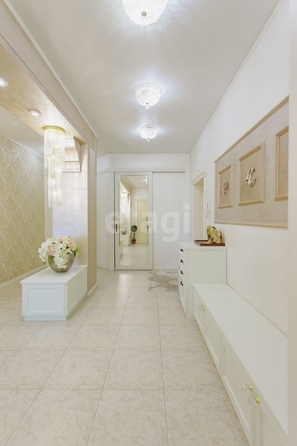 
  Продается 4-комн. квартира 175.3 м². Фото 27.