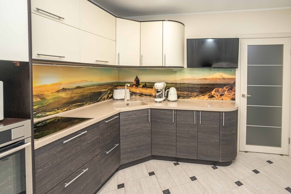 
  Продается 2-комн. квартира 58.1 м². Фото 1.
